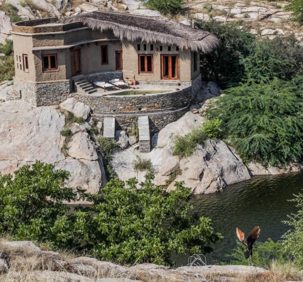 Brij Lakshman Sagar, Pali - Small Luxury Hotels Of The World Raipur  Exterior photo
