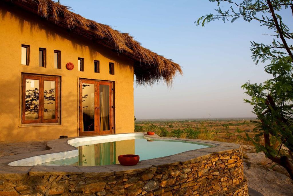 Brij Lakshman Sagar, Pali - Small Luxury Hotels Of The World Raipur  Room photo