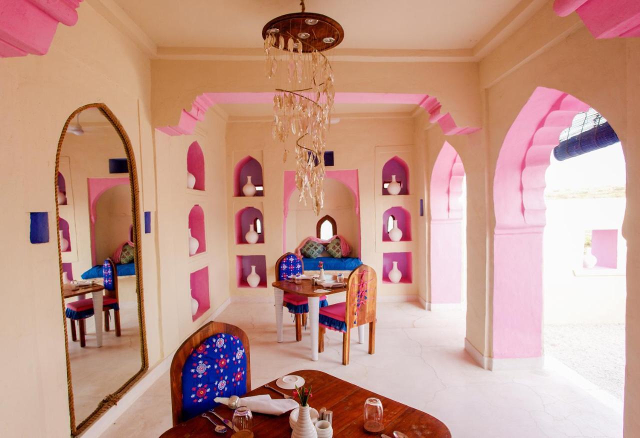 Brij Lakshman Sagar, Pali - Small Luxury Hotels Of The World Raipur  Exterior photo