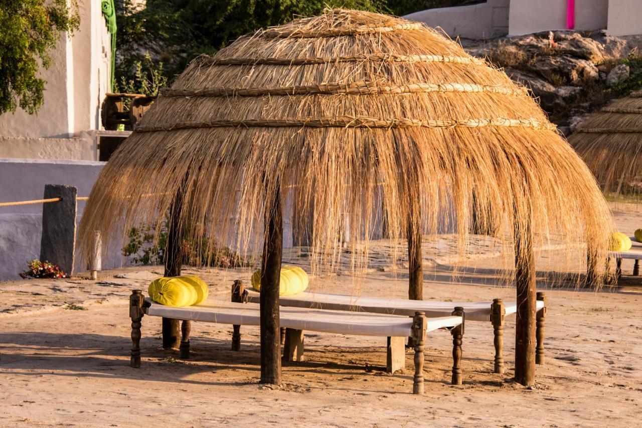 Brij Lakshman Sagar, Pali - Small Luxury Hotels Of The World Raipur  Exterior photo
