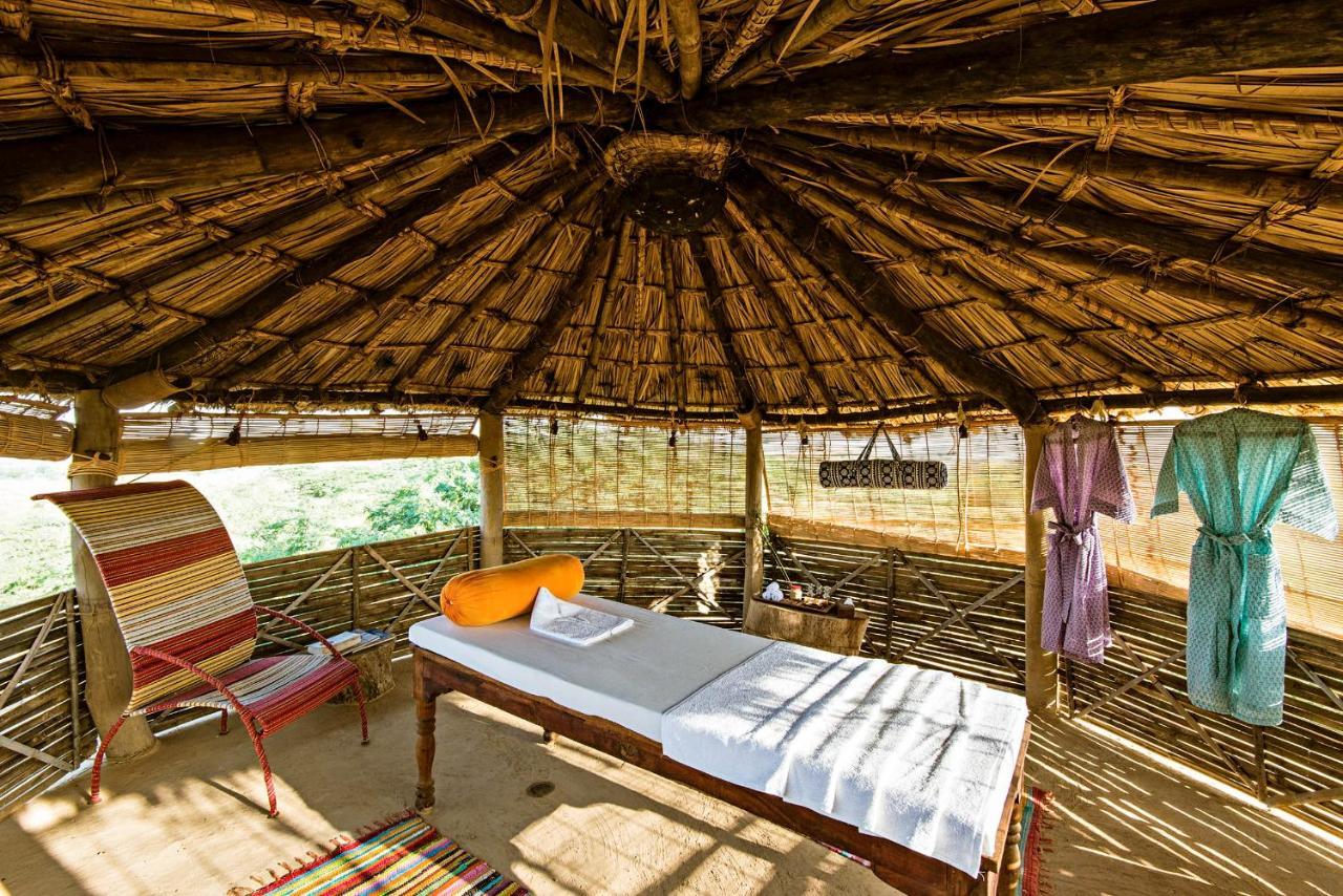 Brij Lakshman Sagar, Pali - Small Luxury Hotels Of The World Raipur  Exterior photo
